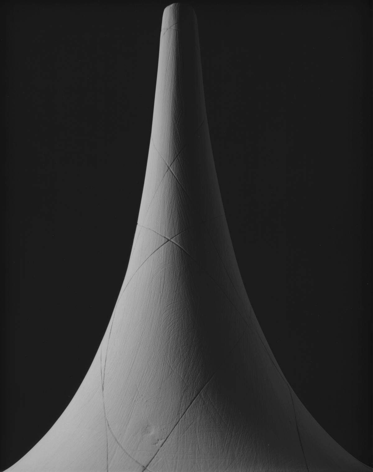 Conceptual Form 0010, 2004.jpg image for 2015-02-07-exhibition-hiroshi-sugimoto